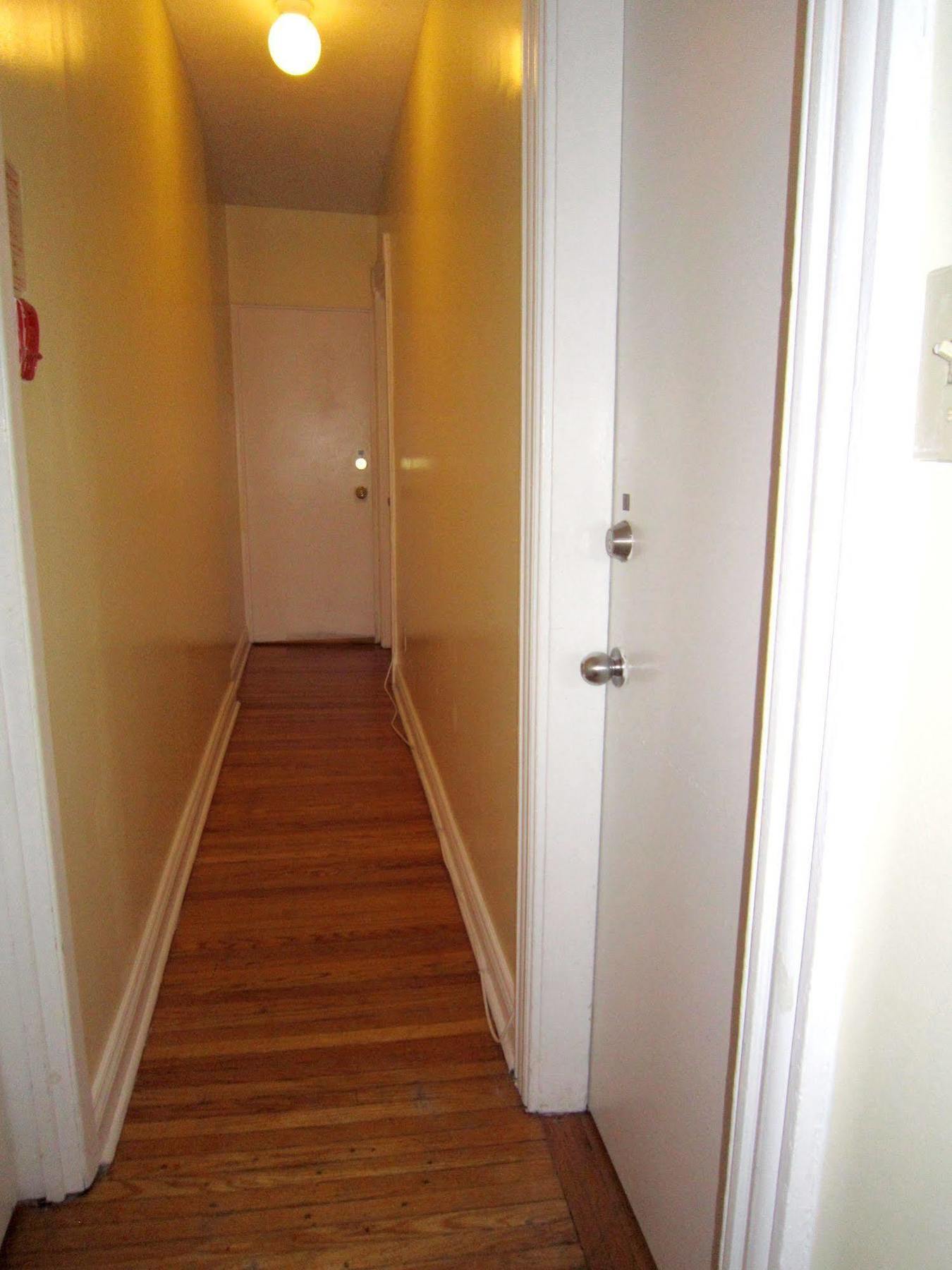 Spadina 11 Guesthouse Toronto Bagian luar foto